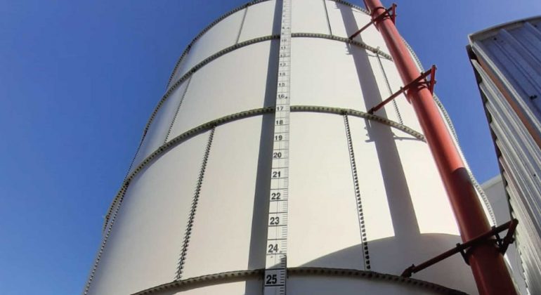 El mantenimiento de tanques contra incendio es clave para NFPA 25 en México. Descubre cómo Soluciones Subacuáticas BC® protege tu operación sin detenerla.